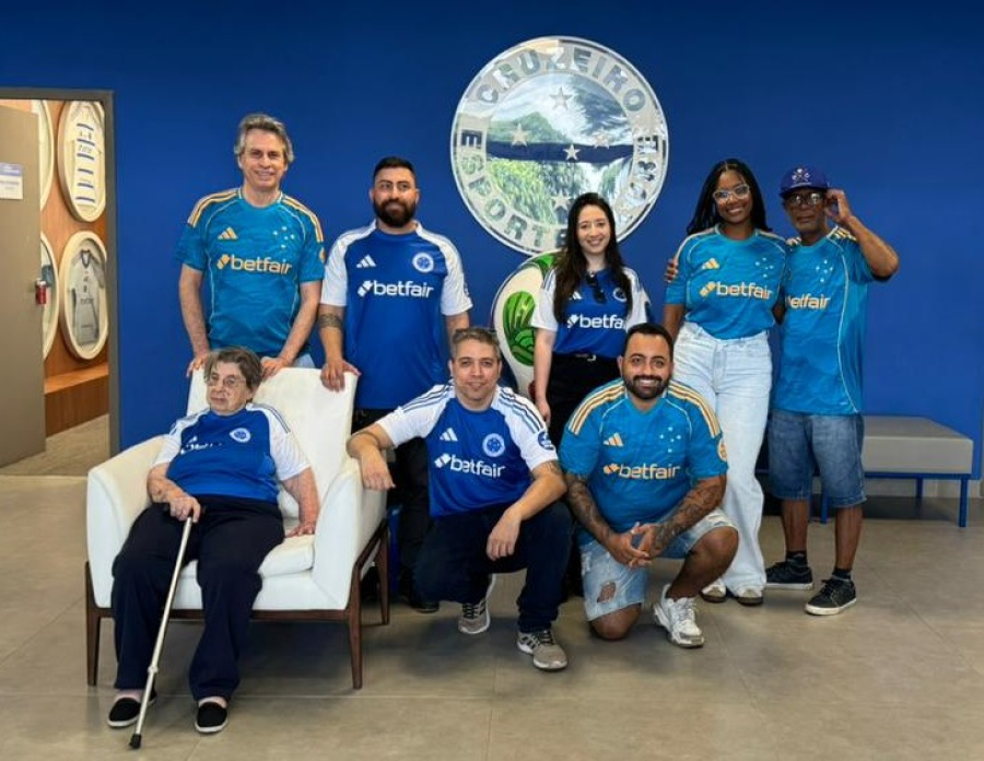 Betfair reúne Betferas do Cruzeiro em encontro exclusivo com atletas do clube