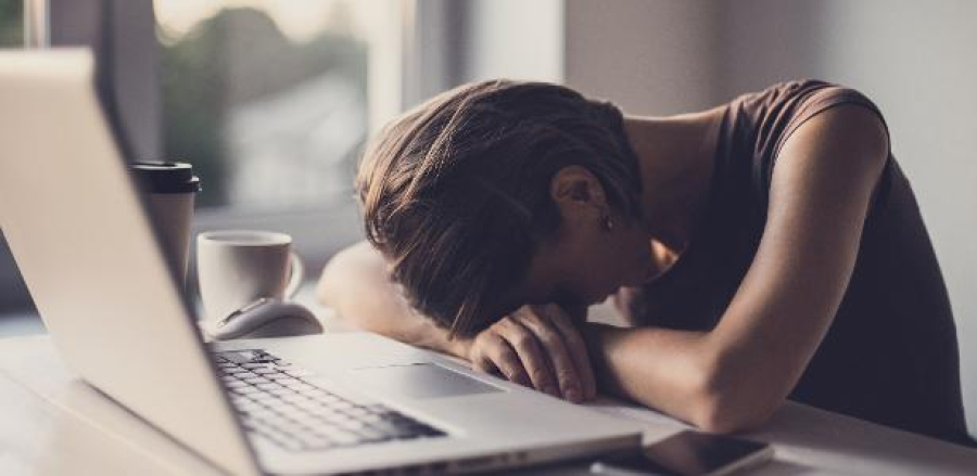 70% das mulheres chegam ao trabalho com sentimentos negativos todos os dias