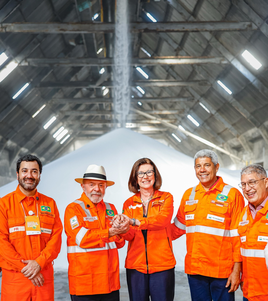 Petrobras celebra retomada da produção de fertilizantes na Bahia com visita de Lula à Fafen